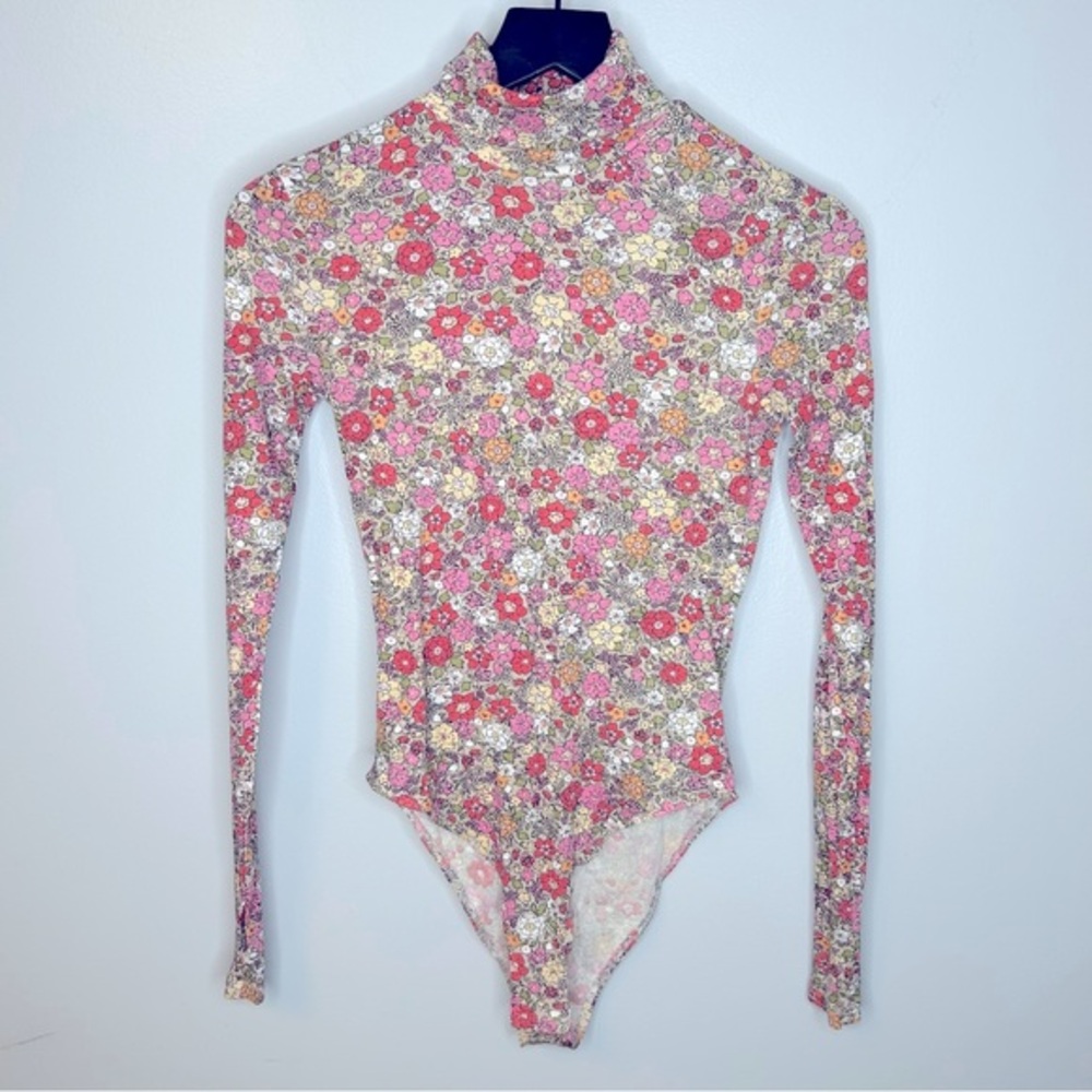 H&M Pink and Green Multi Turtleneck Floral Ribbed Bodysuit Size S